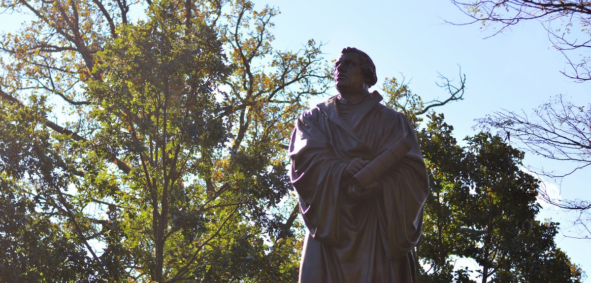 Martin Luther Statue as the summer daylight approaches