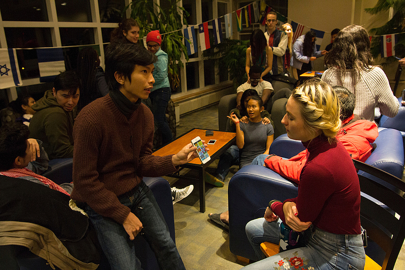 students participate in the ISAA global potluck